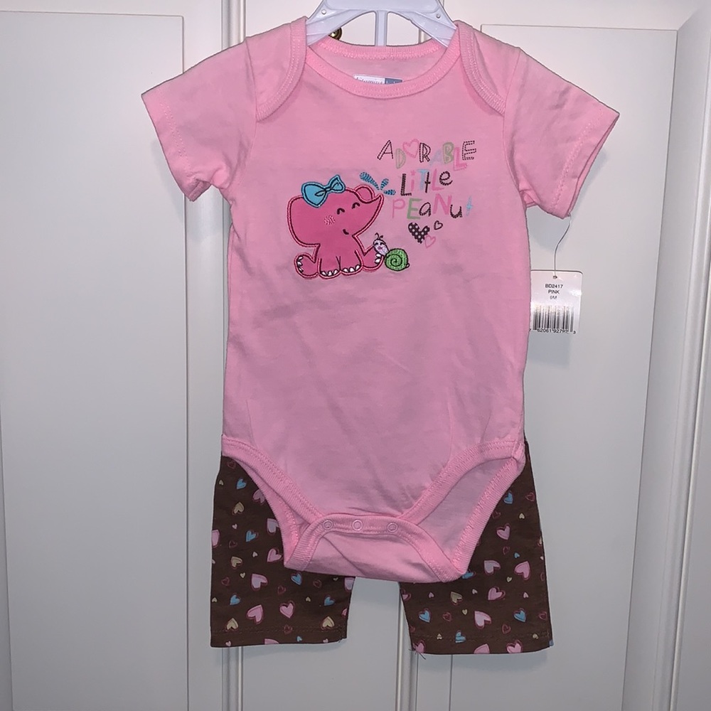 Vitamin Baby, NWT, 9-12m, Two pc Set, S/S Onesie and Matching Pants